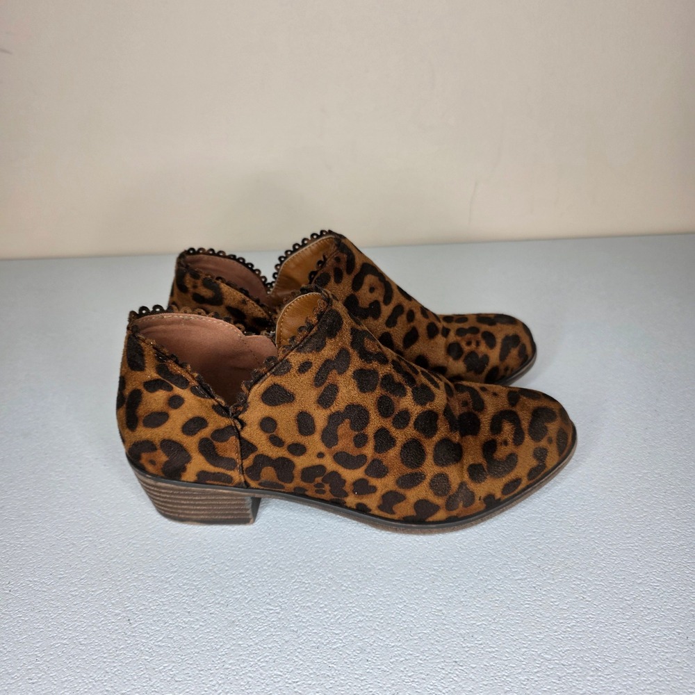 Cheetah Print Ankle Boots Womens 7 Microsuede Scalloped Trim Zip Casual Western